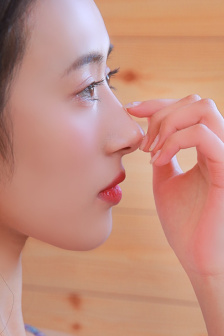 美丽的姑娘韩国电影