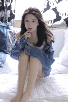 隔壁女邻居